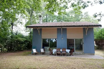 Jardin de l'établissement Carpe diem Gujan