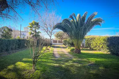 Jardin de l'établissement Villa 4 chambres