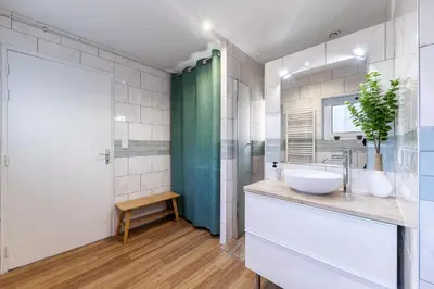 Salle de bains dans l'établissement Appartement cosy tout équipé