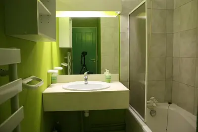 Salle de bains dans l'établissement Moliets plage, Résidence OPEN SUD