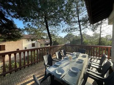 Balcon ou terrasse dans l'établissement Duplex spacieux 8 pers avec terrasse et parking, Capbreton - FR-1-413-249