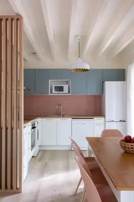 Cuisine ou kitchenette dans l'établissement Villa Bellevue - Pyla sur Mer - Proche de la plage