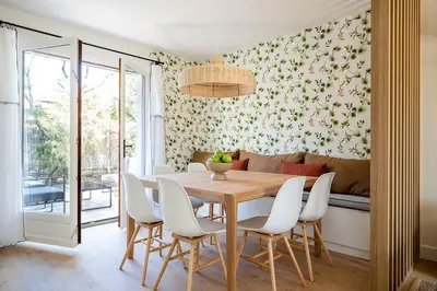 Coin salon dans l'établissement Villa Fougères à deux pas de la plage PYLA SUR MER