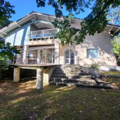 Villa PERICA pour 10 personnes. Entre lac et océan. Wifi gratuit.