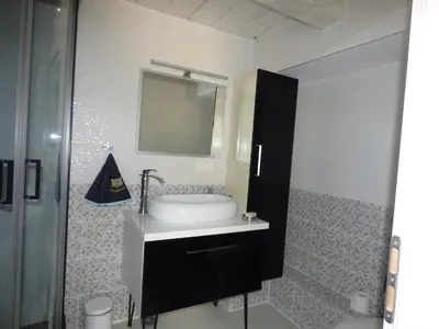 Salle de bains dans l'établissement Ferme landaise dans un environnement privilégié