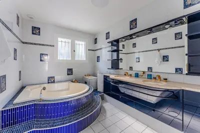 Plan de l'établissement Maison Familiale à 200 m du Bassin