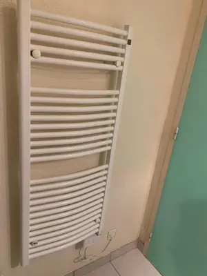 Plan de l'établissement Très jolie studio à louer avec sa belle terrasse de 4m2 idéalement situé dans un hôtel thermale