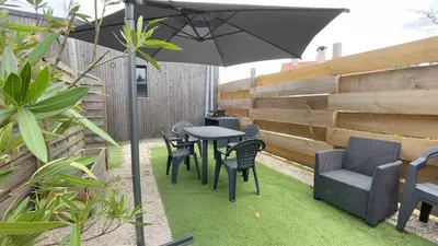 Jardin de l'établissement Dépendance type t3