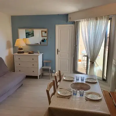Appartement 200m de la Plage avec place de parking sécurisée