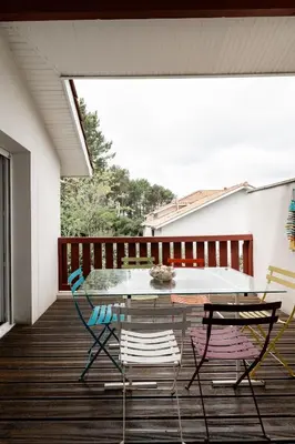 Balcon ou terrasse dans l'établissement Maison de vacances Navarrosse