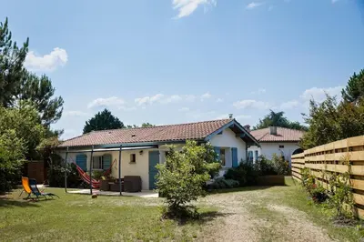Jardin de l'établissement La Maison Bleue