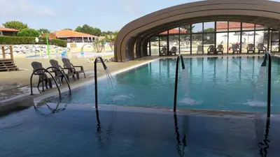 Piscine de l'établissement Mobilhome Le Serenité - La Plage ou située à proximité