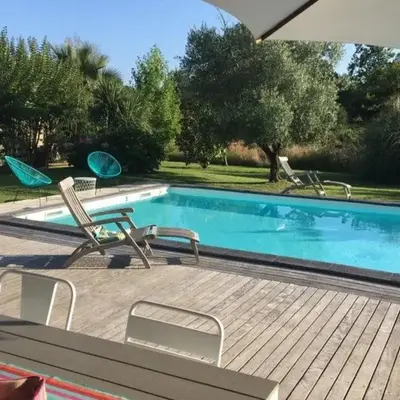 Villa 145 m near ocean with pool and garden
