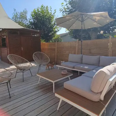 Coin salon dans l'établissement Maison Peonia