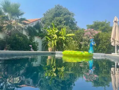 Piscine de l'établissement Magnifique Villa 500 M Ocean 5 min du lac Hossegor ou située à proximité