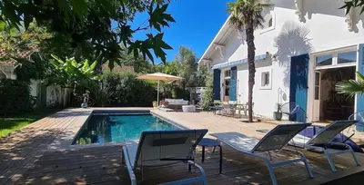 Piscine de l'établissement Magnifique Villa 500 M Ocean 5 min du lac Hossegor ou située à proximité