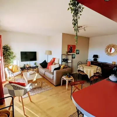 Refuge du pilote tout équipé au calme avec balcon