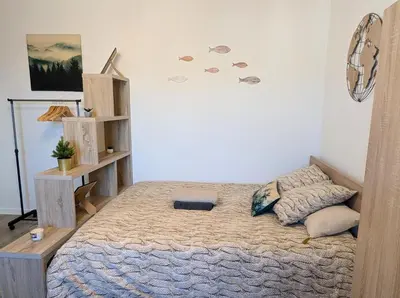 Un ou plusieurs lits dans un hébergement de l'établissement Le studio de la Gare, 5min gare, centre ,thermes