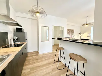 Cuisine ou kitchenette dans l'établissement L'Indus - Lumineux & Central