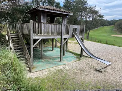 Aire de jeux pour enfants de l'établissement Appartement Moliets Plage Golf