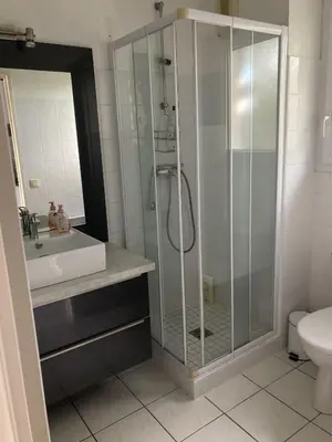 Salle de bains dans l'établissement les maisons bleues