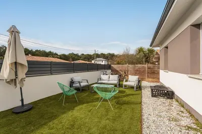 Jardin de l'établissement Villa Kaino 1 - Climatisée avec jardin