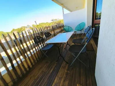 Balcon ou terrasse dans l'établissement Appartement Mimizan Plage
