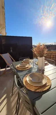 Balcon ou terrasse dans l'établissement LE NID DU TEICH Duplex COSY ET CENTRAL A 5 MINUTES DE LA GARE
