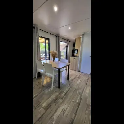 Plan de l'établissement Mobil Home Premium 3 ch Camping 5 Biscarrosse Mayotte F63