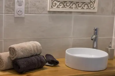Salle de bains dans l'établissement Le repere du forestier