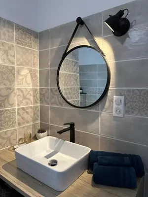 Salle de bains dans l'établissement La scierie