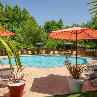 Escapade nature - Tente baroudeur - Camping avec piscine