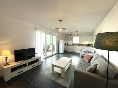 Télévision ou salle de divertissement dans l'établissement Appartement T2 pour 4 pers. - Balcon, Parking - Vieux-Boucau - FR-1-379-179