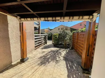 Vue générale sur la montagne ou vue sur la montagne depuis la villa