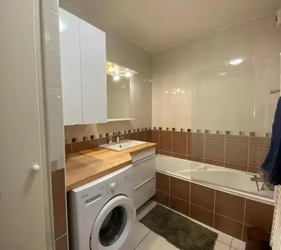 Salle de bains dans l'établissement Superbe appartement très spacieux en centre ville
