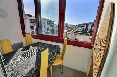 Plan de l'établissement Appartement rénové proche plage de la centrale
