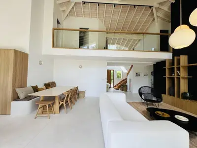Coin salon dans l'établissement Spacieuse Villa à Hossegor Avec Piscine Chauffée - FR-1-791-36