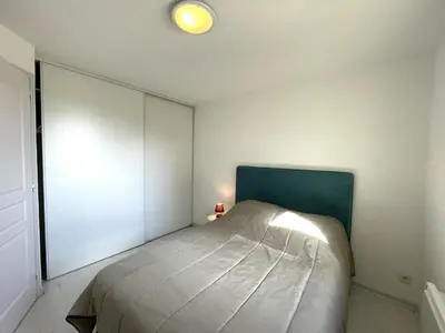 Un ou plusieurs lits dans un hébergement de l'établissement T2 Mezzanine, 5 Pers, Face Océan à Vieux-Boucau - FR-1-379-180