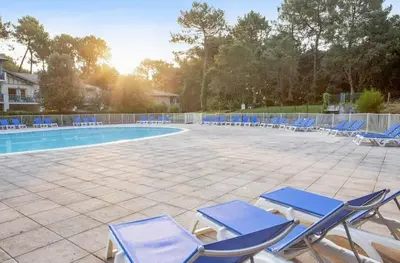 Piscine de l'établissement Séjour Piscine, Forêt, Océan à Soustons Plage ou située à proximité