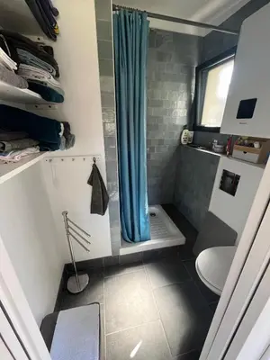 Salle de bains dans l'établissement Chambre d'hôtes