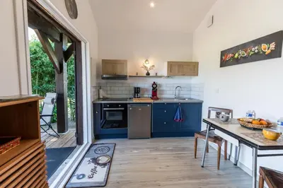 Cuisine ou kitchenette dans l'établissement Elite
