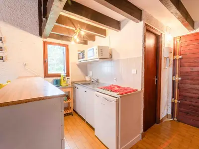 Cuisine ou kitchenette dans l'établissement Maisonnette à Mimizan Plage, 6 Pers, Proche Océan, Parking Inclus - FR-1-50-167