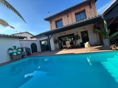 Piscine de l'établissement Villa avec piscine 3 chambres 6 couchages ou située à proximité