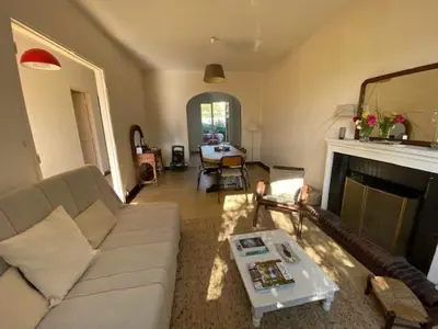 Coin salon dans l'établissement Maison au calme à Gujan Mestras