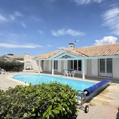 Élégante villa moderne à deux pas de la plage - FR-1-831-7