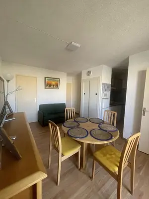 Coin salon dans l'établissement Appartement T3 2ème étage