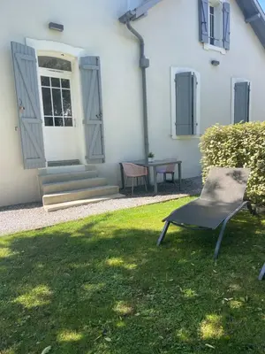 Jardin de l'établissement Appartement 4 étoiles dans propriété classée