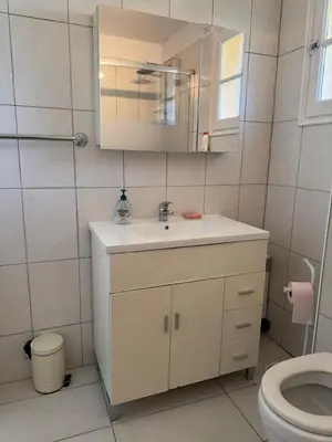 Salle de bains dans l'établissement Appartement Luisa , à 10 minutes des plages