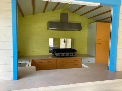 Cuisine ou kitchenette dans l'établissement Mayotte