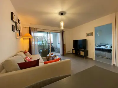 Télévision ou salle de divertissement dans l'établissement Appartement moderne proche centre Capbreton